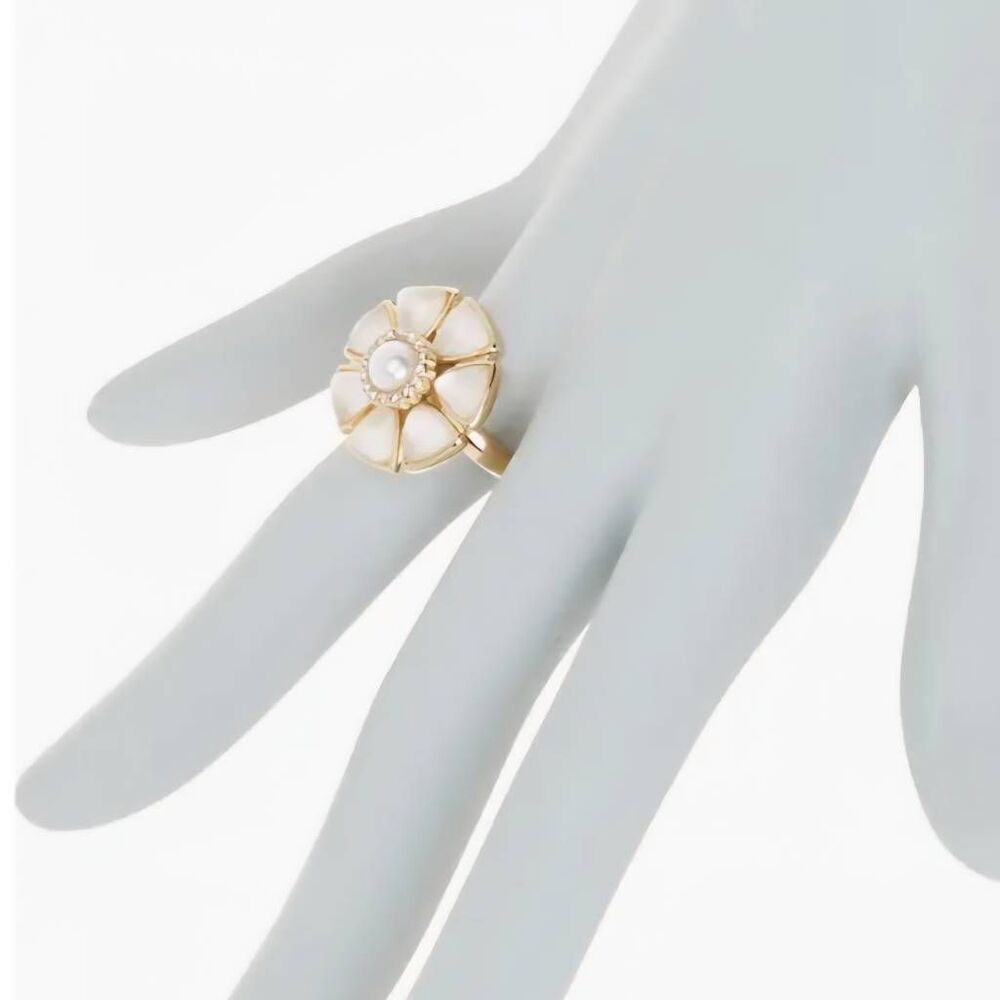 NWT Covet Faux Pearl and Cubic Zirconia Flower Cocktail Ring, Size 5, Gold/White